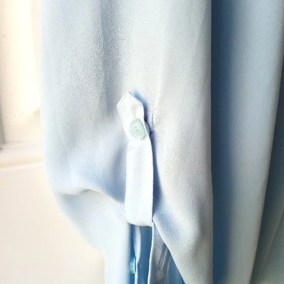 🦋Soho light blue blouse🦋 - Picture 3 of 4